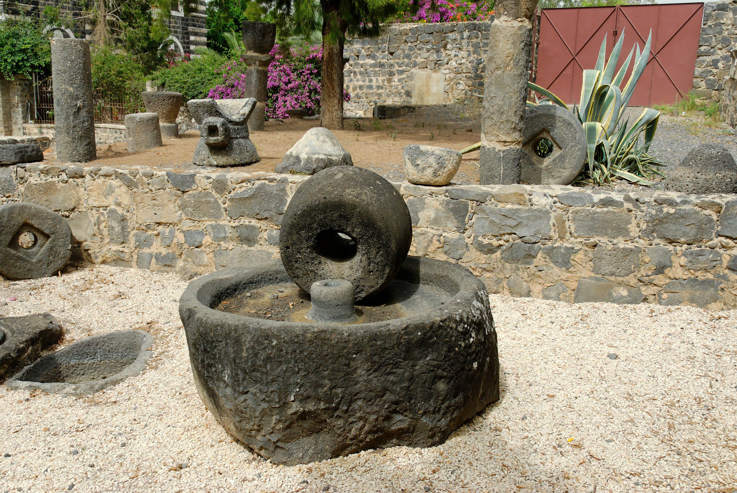 Basalt olive press at Capernaum, tb053007138.jpg